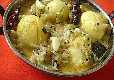 Kodi Guddu Beerakaaya Kura - Eggs cooked in ridgegourd and milk