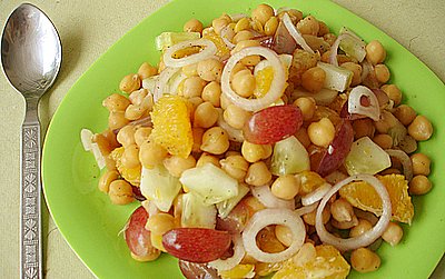 kabuli channa fruits salad - Fruit Chaat