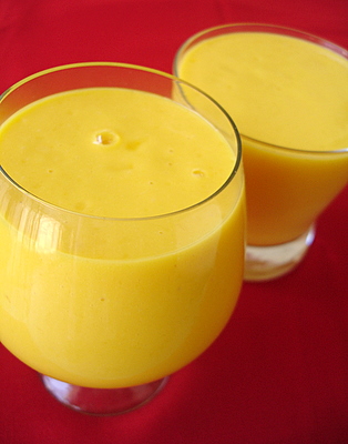 L'image http://www.sailusfood.com/wp-content/uploads/mango_yogurt_smoothie_lassi.JPG ne peut être affichée car elle contient des erreurs.