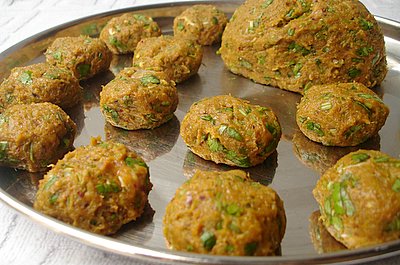 chicken masala balls ready to be deep fried