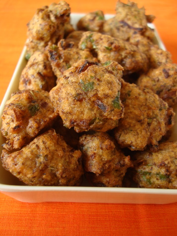 Pesara Pudina Punukulu Recipe   Moong Dal Mint Fritters - 30