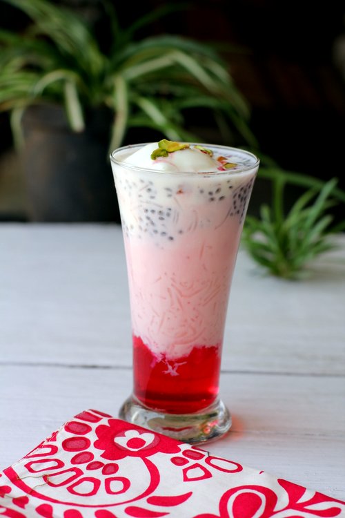 Falooda recipe, how to make falooda at home, indian desserts