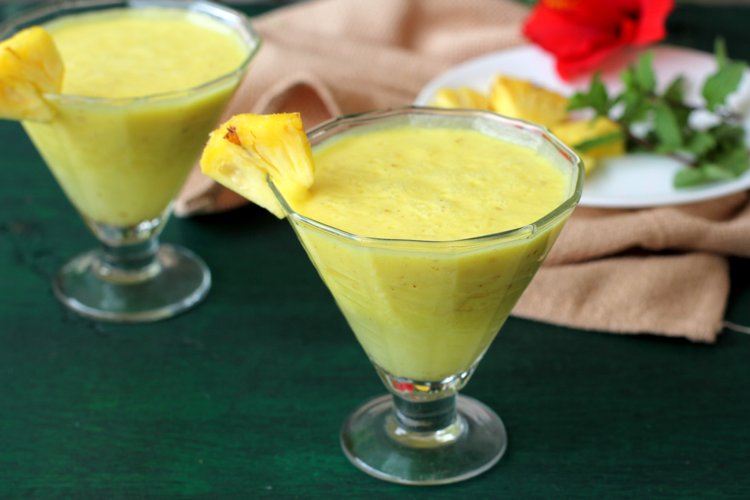 Virgin Pina Colada Smoothie