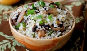 mushroom fried rice