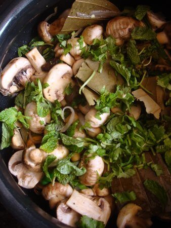 easy mushroom pulao recipe